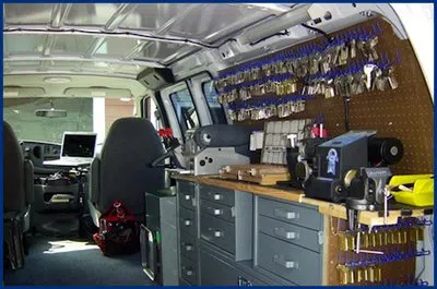 Advantage Locksmith Store Roosevelt, NY 516-430-7832 - 2-mobile-locksmith